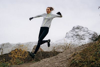 Compressport Hurricane Waterproof 10/10 Jacket W ice flow dámská běžecká voděodolná bunda